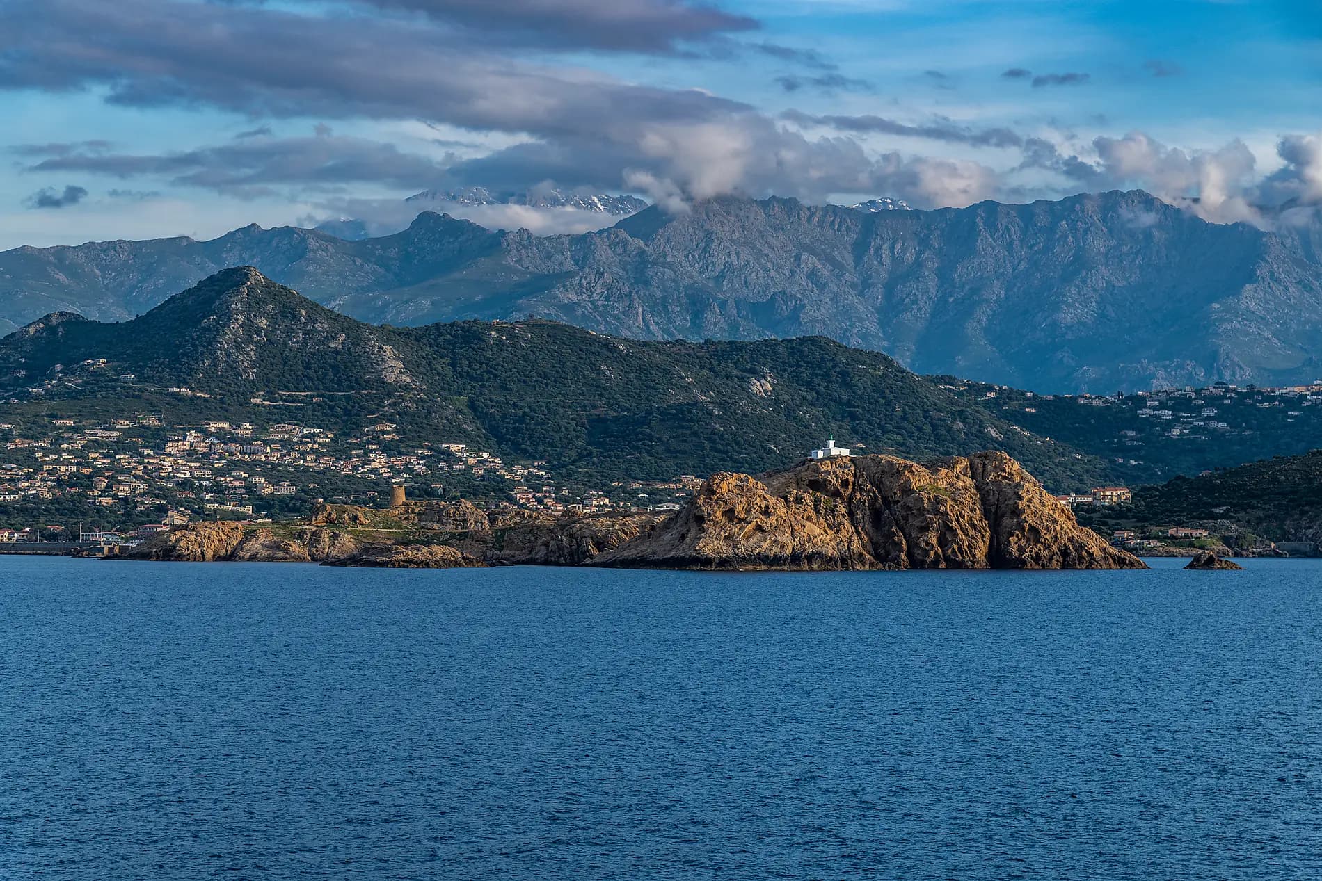 Isle of Beauty, Italian shores & Malta