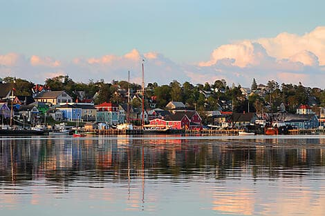 Oct 5, 27 - Lunenburg