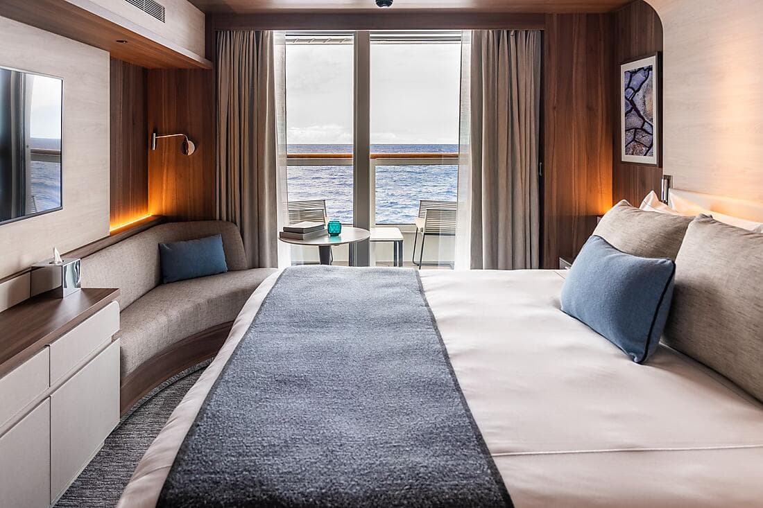 Carousel cabins: Lower deck balcony stateroom