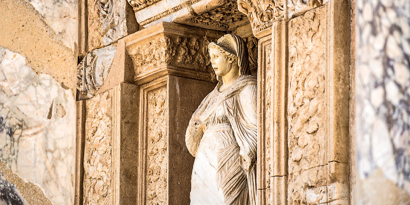 Antique wonders of the Aegean Antique wonders of the Aegean