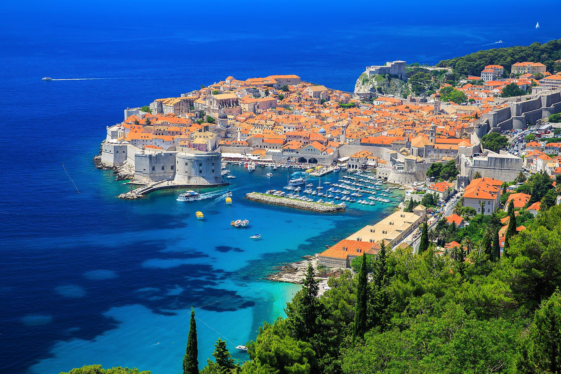 Cruising the Dalmatian Coast and the Ionian Sea: Venice to Athens – with Smithsonian Journeys